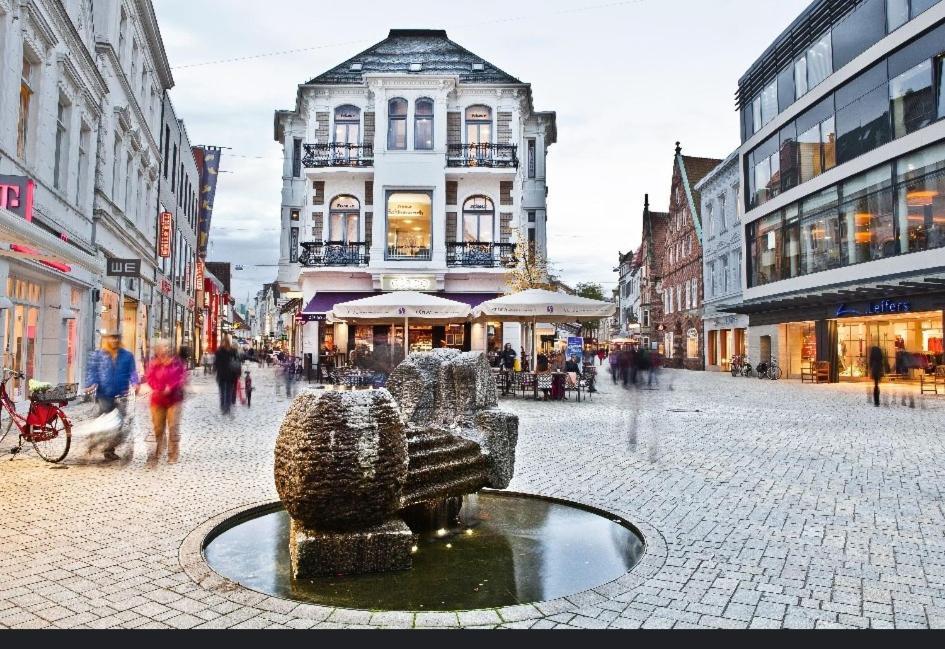 City Apartment Stadtblick Im Centrum Von Oldenburg Exterior foto